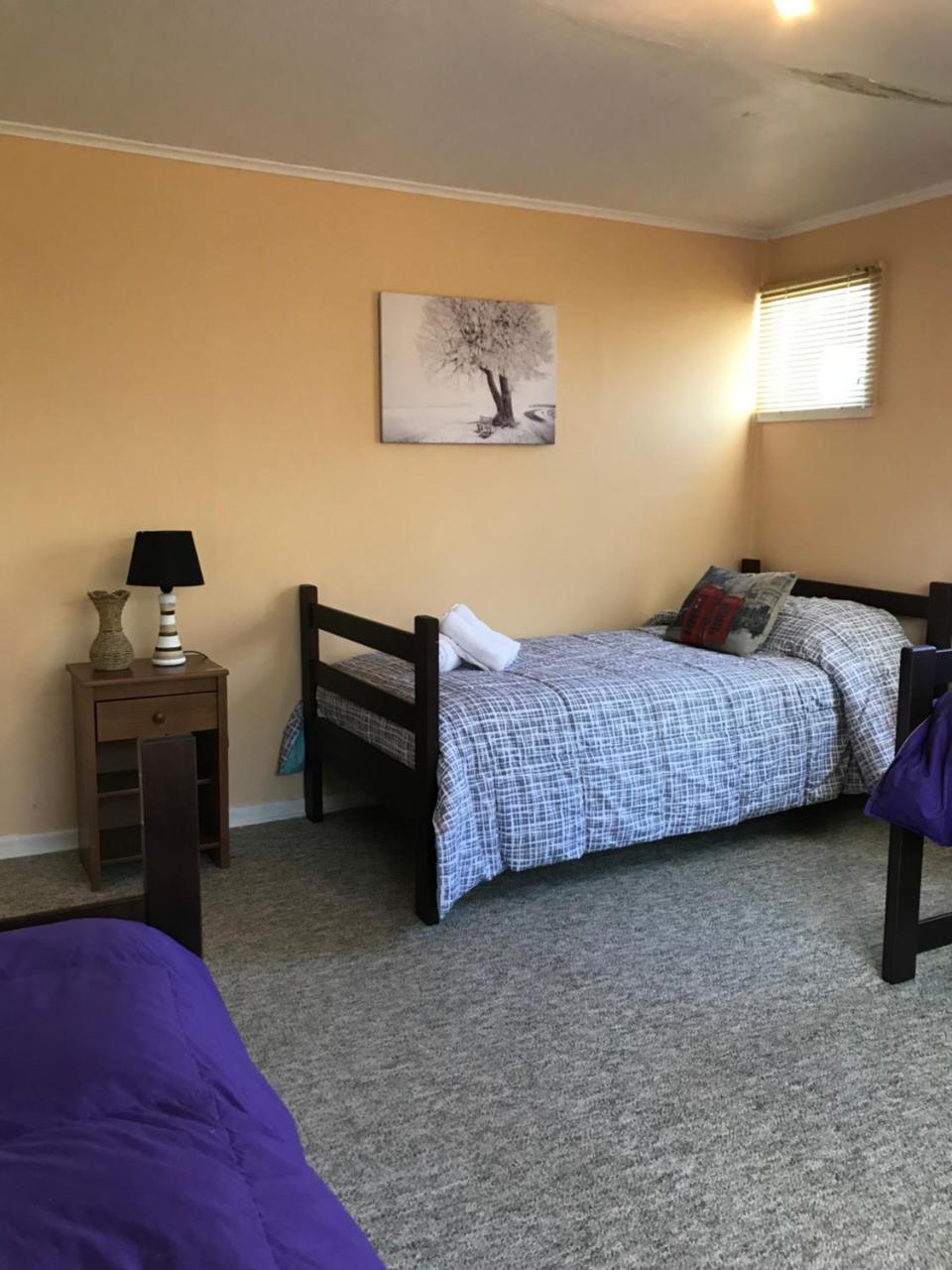 פורטו נטאלס Refugio Bulnes Hostel מראה חיצוני תמונה